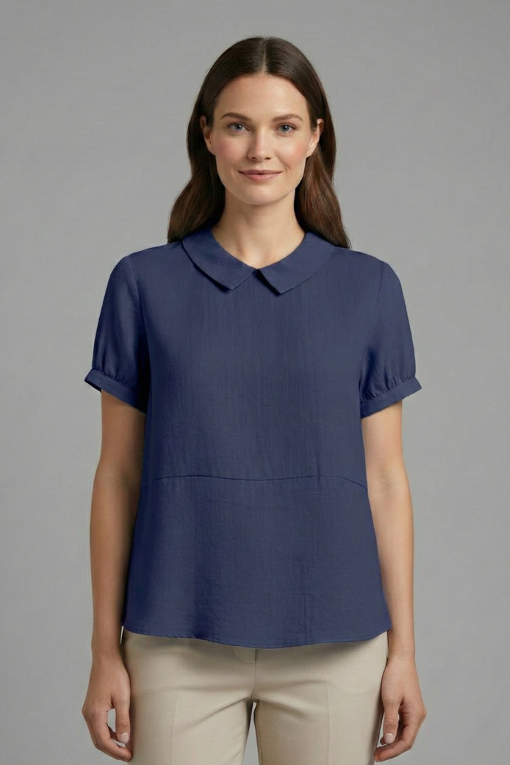 Women’s Blouse with Collared Neckline and Short Sleeves