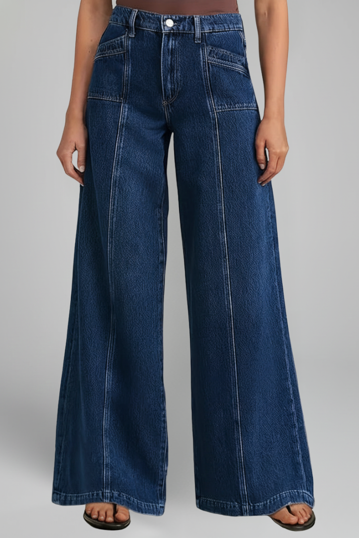 Women’s Wide-Leg Jeans with High Waist and Seam Detailing